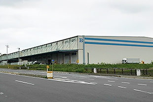 茨城県古河市の倉庫